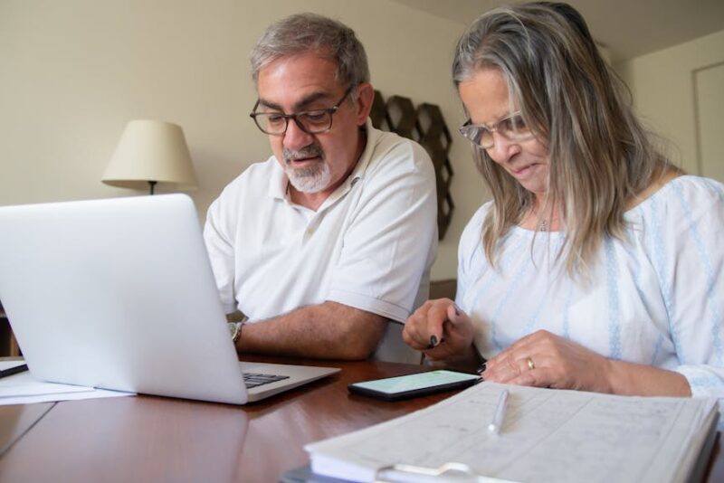 The Benefits of Combining Insurance with Retirement Plans