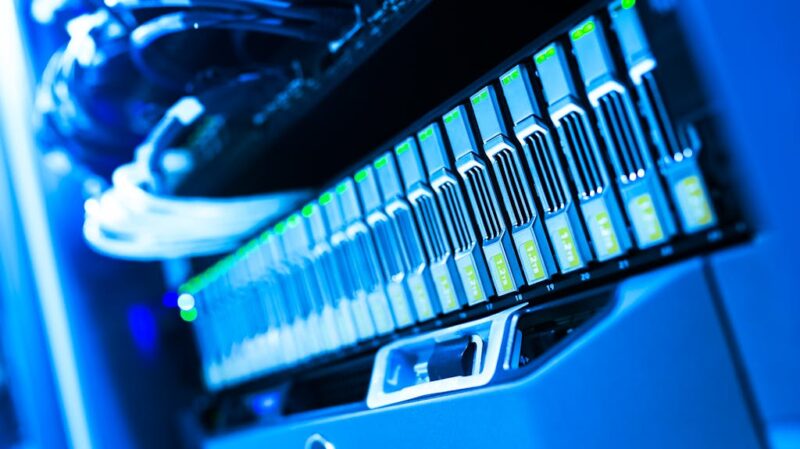 Benefits of Storing Your Data on the Cloud