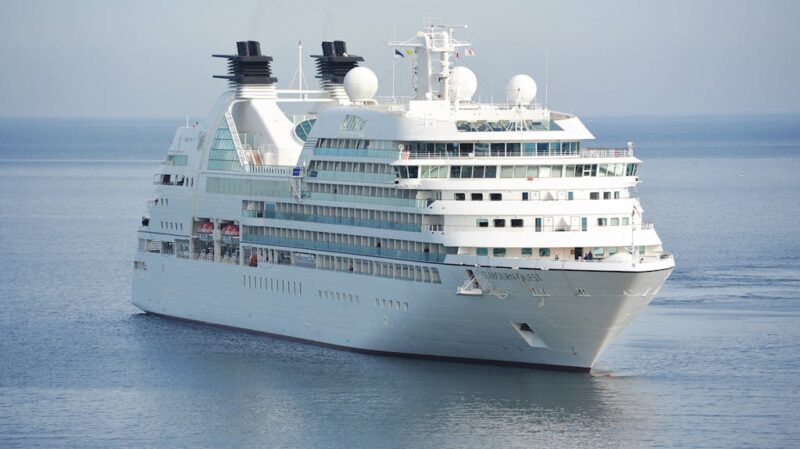 Tailored Tour Packages for the Curious Cruiser